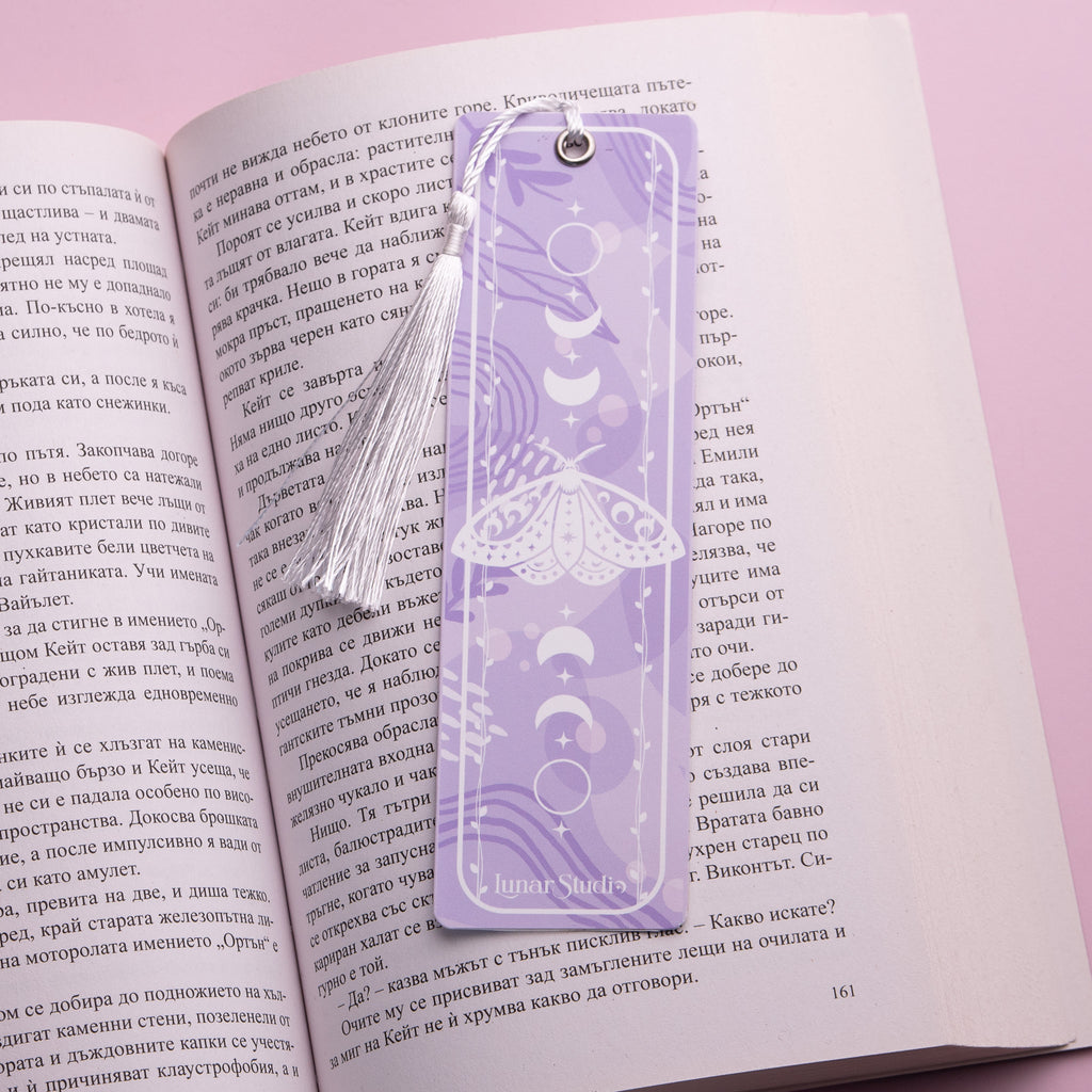Книгоразделител "Нощна пеперуда" Lunar Studio