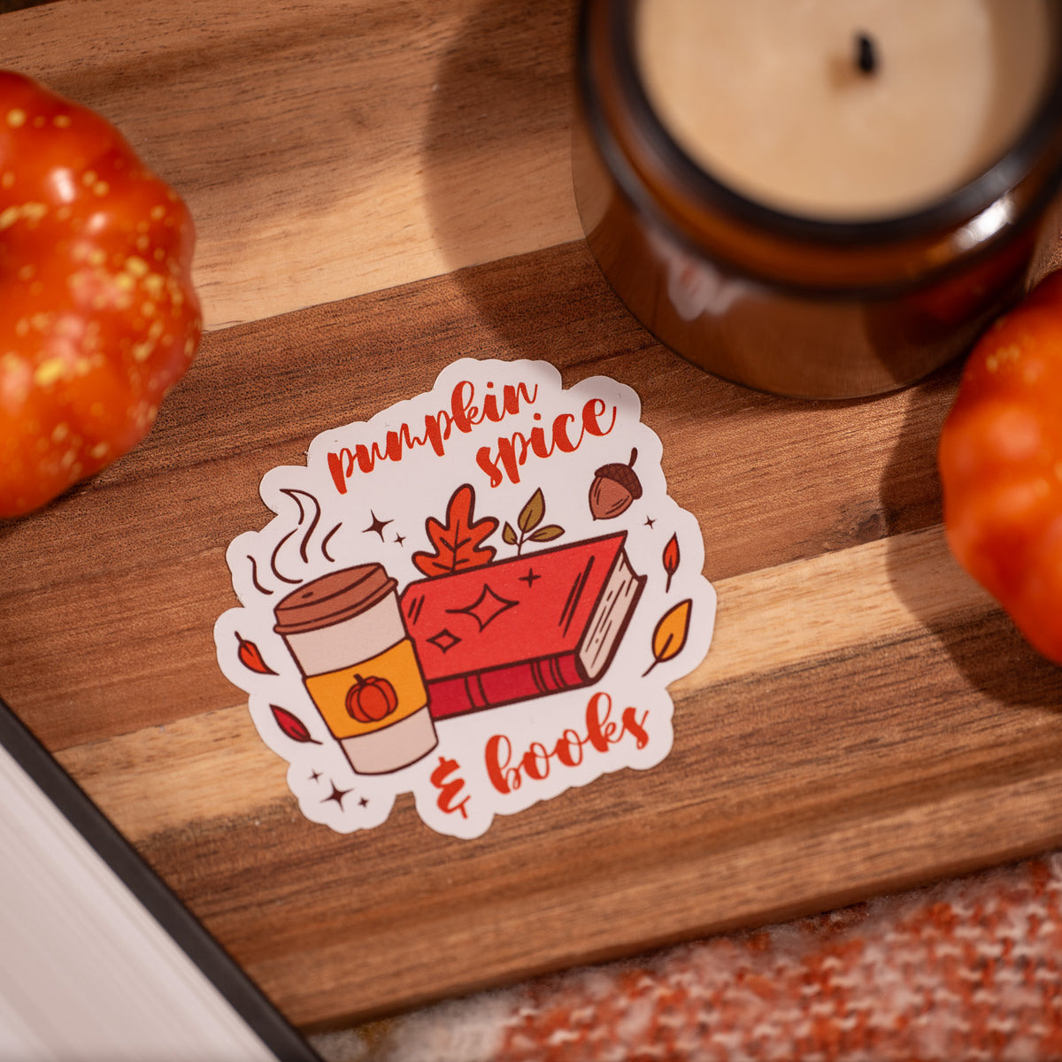 Стикер "Pumpkin spice & books"